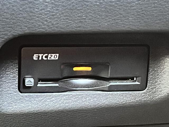 エクストレイル G e-4ORCE ワンオーナー_12.3型NissanConnect_プロパイロット_全方位カメラ_ハンズフリー電動リアゲート_前後席シートヒーター_ステアリングヒーター_BSM_ワイヤレス充電_ETC2.0_禁煙車(19枚目)