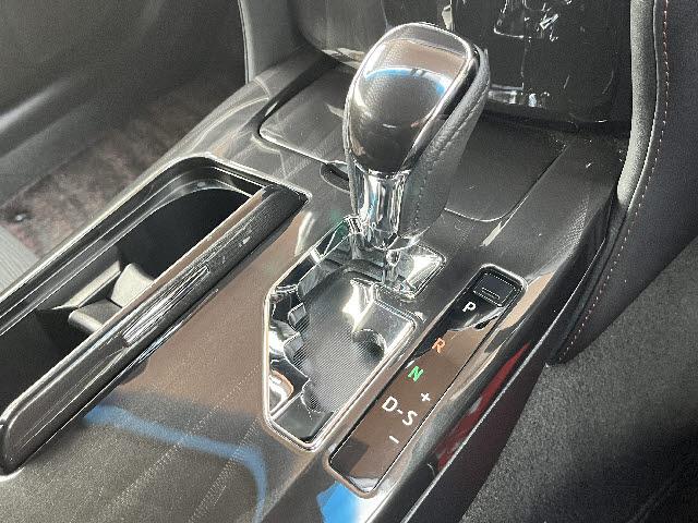 カーナビ・ドラレコなどの人気オプション品を毎週の市場調査から納得の価格でご提供可能です！一般のカー用品店には販売していない限定モデルもございます。価格に自信あり！！