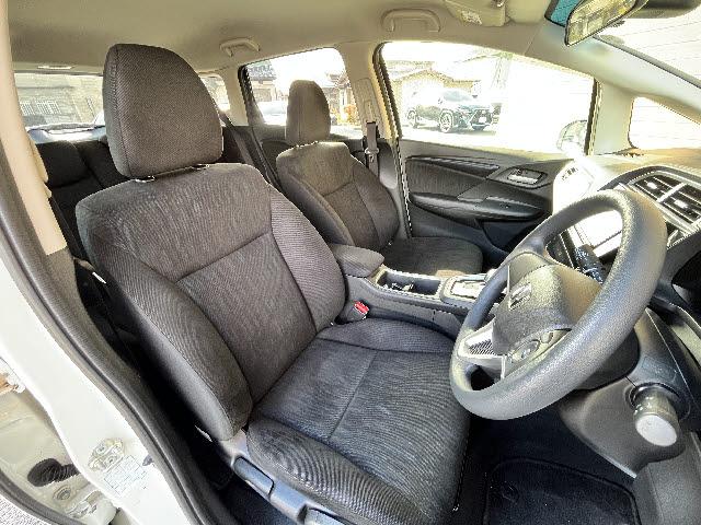 シャトル ハイブリッド ホンダセンシング 社外ナビ_Bluetooth音楽_ETC2.0_レーダークルーズコントロール_バックカメラ_純正ドアバイザー_純正フロアマット_ライトレベライザー_スペアキー有_スマートキー_禁煙車(7枚目)