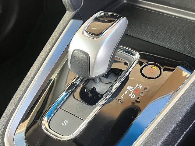 シャトル ハイブリッド ホンダセンシング 社外ナビ_Bluetooth音楽_ETC2.0_レーダークルーズコントロール_バックカメラ_純正ドアバイザー_純正フロアマット_ライトレベライザー_スペアキー有_スマートキー_禁煙車(16枚目)