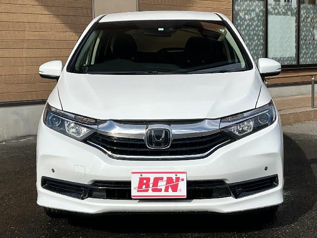 シャトル ハイブリッド ホンダセンシング 社外ナビ_Bluetooth音楽_ETC2.0_レーダークルーズコントロール_バックカメラ_純正ドアバイザー_純正フロアマット_ライトレベライザー_スペアキー有_スマートキー_禁煙車(20枚目)