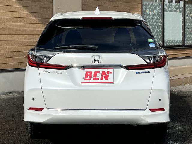 シャトル ハイブリッド ホンダセンシング 社外ナビ_Bluetooth音楽_ETC2.0_レーダークルーズコントロール_バックカメラ_純正ドアバイザー_純正フロアマット_ライトレベライザー_スペアキー有_スマートキー_禁煙車(22枚目)