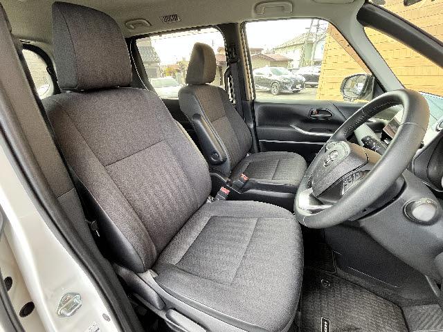 ノア Ｇ　ワンオーナー＿純正１０．５インチディスプレイオーディオ＿両側電動スライドドア＿ＨＤＭＩ対応＿Ｂカメラ＿ビルトインＥＴＣ２．０＿フルセグＴＶ＿ＬＥＤヘッドライト＿Ｗエアコン＿純正１６インチアルミ＿禁煙車（7枚目）