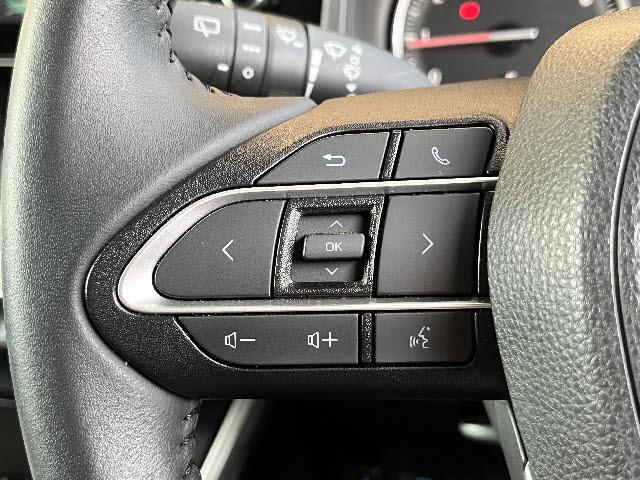 ノア Ｇ　ワンオーナー＿純正１０．５インチディスプレイオーディオ＿両側電動スライドドア＿ＨＤＭＩ対応＿Ｂカメラ＿ビルトインＥＴＣ２．０＿フルセグＴＶ＿ＬＥＤヘッドライト＿Ｗエアコン＿純正１６インチアルミ＿禁煙車（11枚目）