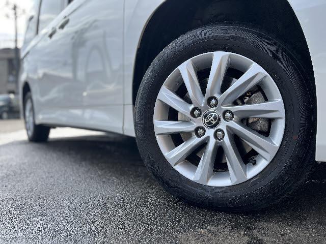 ノア Ｇ　ワンオーナー＿純正１０．５インチディスプレイオーディオ＿両側電動スライドドア＿ＨＤＭＩ対応＿Ｂカメラ＿ビルトインＥＴＣ２．０＿フルセグＴＶ＿ＬＥＤヘッドライト＿Ｗエアコン＿純正１６インチアルミ＿禁煙車（27枚目）