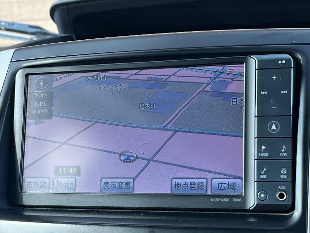 ヴォクシー ZS 煌 GS-Iエアロ_純正ナビ_9インチフリップダウンモニター_両側電動パワースライドドア_バックカメラ_フルセグTV_DVD再生_社外17インチアルミ_Bluetooth音楽_HIDヘッドライト_禁煙車(9枚目)