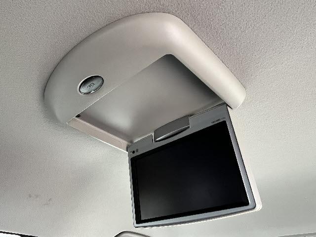 ヴォクシー ZS 煌 GS-Iエアロ_純正ナビ_9インチフリップダウンモニター_両側電動パワースライドドア_バックカメラ_フルセグTV_DVD再生_社外17インチアルミ_Bluetooth音楽_HIDヘッドライト_禁煙車(12枚目)