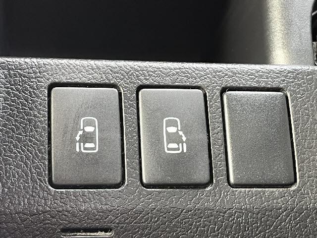 ヴォクシー ZS 煌 GS-Iエアロ_純正ナビ_9インチフリップダウンモニター_両側電動パワースライドドア_バックカメラ_フルセグTV_DVD再生_社外17インチアルミ_Bluetooth音楽_HIDヘッドライト_禁煙車(21枚目)