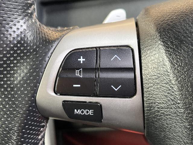 ヴォクシー ZS 煌 GS-Iエアロ_純正ナビ_9インチフリップダウンモニター_両側電動パワースライドドア_バックカメラ_フルセグTV_DVD再生_社外17インチアルミ_Bluetooth音楽_HIDヘッドライト_禁煙車(25枚目)