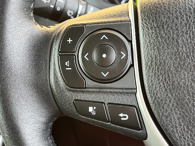 エスクァイア Ｇｉ　ブラックテーラード　純正ナビ＿両側電動パワースライドドア＿バックカメラ＿前席シートヒーター＿黒レザーシート＿トヨタセーフティセンス＿クルーズコントロール＿純正１５インチアルミ＿ビルトインＥＴＣ＿Ｗエアコン＿禁煙車（21枚目）