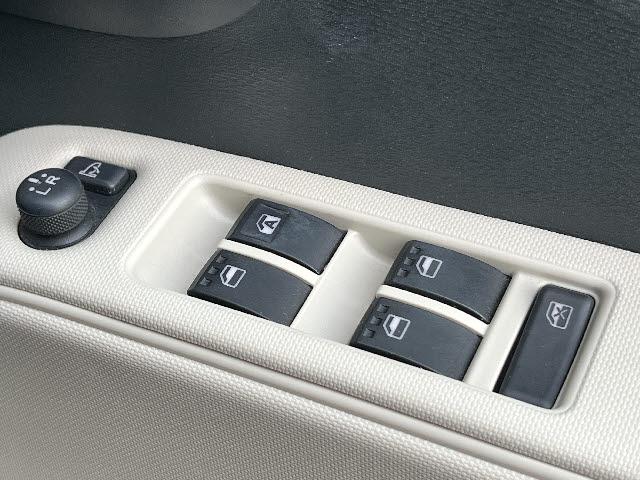 ミラココア ココアプラスＸ　社外ナビ＿バックカメラ＿フルセグＴＶ＿Ｂｌｕｅｔｏｏｔｈ音楽＿ＥＴＣ＿ルーフレール＿禁煙車（23枚目）