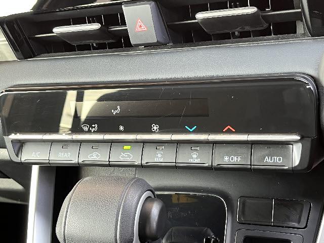 ノア Ｓ－Ｇ　純正８インチディスプレイオーディオ＿バックカメラ＿電動スライドドア＿ＬＥＤヘッドライト＿フォグライト＿フルセグＴＶ＿ＤＶＤ再生＿純正アルミ＿トヨタセーフティセンス＿レーダークルーズコントロール＿禁煙車（17枚目）