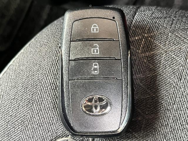 ノア Ｓ－Ｇ　純正８インチディスプレイオーディオ＿バックカメラ＿電動スライドドア＿ＬＥＤヘッドライト＿フォグライト＿フルセグＴＶ＿ＤＶＤ再生＿純正アルミ＿トヨタセーフティセンス＿レーダークルーズコントロール＿禁煙車（26枚目）