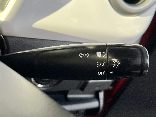 ハスラー Ｇ　４ＷＤ　社外メモリーナビ　シートヒーター　フルセグＴＶ　Ｂｌｕｅｔｏｏｔｈオーディオ　レーダーブレーキサポート　プッシュスタート　ＤＶＤ再生　　純正フロアマット　サイドバイザー　キーフリースペア有（12枚目）