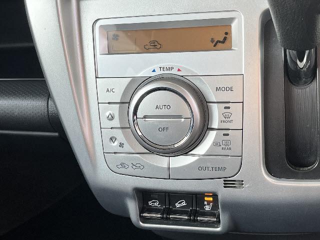 ハスラー Ｇ　４ＷＤ　社外メモリーナビ　シートヒーター　フルセグＴＶ　Ｂｌｕｅｔｏｏｔｈオーディオ　レーダーブレーキサポート　プッシュスタート　ＤＶＤ再生　　純正フロアマット　サイドバイザー　キーフリースペア有（17枚目）