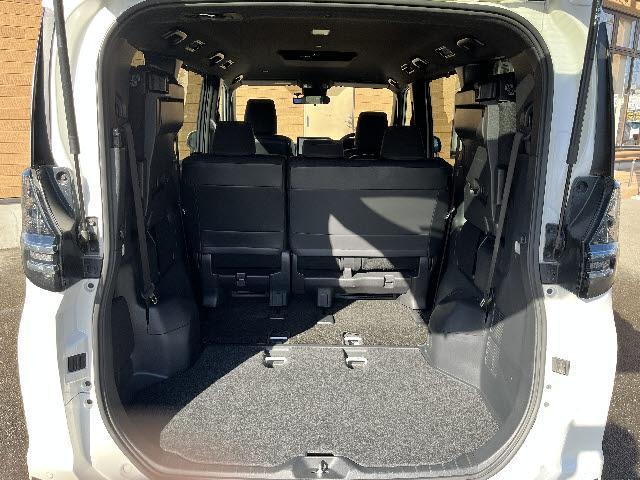 ヴォクシー S-G 純正10.5型ディスプレイオーディオ_トヨタセーフティセンス_両側電動スライドドア_Bカメラ_前席シートヒーター_フルセグTV_HDMI対応_ETC_LEDヘッドライト_Bluetooth音楽_禁煙車(16枚目)