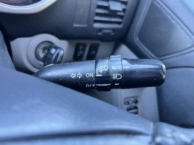 ハイラックスサーフ ＳＳＲ－Ｘリミテッド　６０ｔｈスペシャルＥＤ　社外ナビ＿フルセグＴＶ＿社外１７インチアルミ＿ルーフレール＿ＥＴＣ＿キーレス＿純正フロアマット＆ドアバイザー＿禁煙車（23枚目）