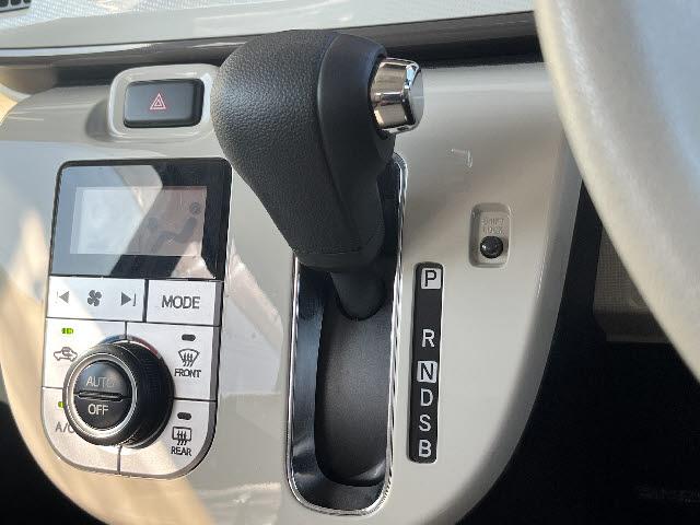 ムーヴキャンバス Ｘリミテッドメイクアップ　ＳＡＩＩ　社外ナビ＿両側電動パワースライドドア＿バックカメラ＿ＥＴＣ＿フルセグＴＶ＿Ｂｌｕｅｔｏｏｔｈ音楽＿スペアキー有＿純正フロアマット＆ドアバイザー＿禁煙車（16枚目）