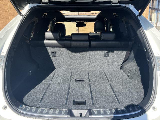 ハリアー プレミアム　サンルーフ＿アルパインビックＸ９型ナビ＿フロント＆リアエアロ付＿電動リアゲート＿フロント＆バックカメラ＿フルセグＴＶ＿ＨＤＭＩ対応＿ハーフレザーシート＿クルーズコントロール＿純正１８インチＡＷ＿禁煙車（18枚目）