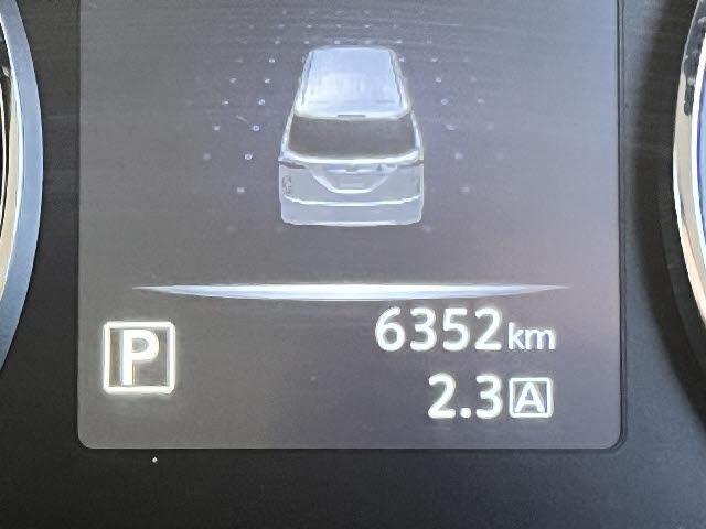 エルグランド 250ハイウェイスターS 社外ナビ_両側電動スライド_Bカメラ_インテリジェントクルーズコントロール_パートタイム4WD_LEDヘッドライト_Bluetooth音楽_Wエアコン_衝突軽減ブレーキ_純正18インチAW_禁煙(4枚目)