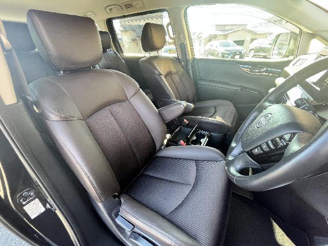 エルグランド 250ハイウェイスターS 社外ナビ_両側電動スライド_Bカメラ_インテリジェントクルーズコントロール_パートタイム4WD_LEDヘッドライト_Bluetooth音楽_Wエアコン_衝突軽減ブレーキ_純正18インチAW_禁煙(7枚目)