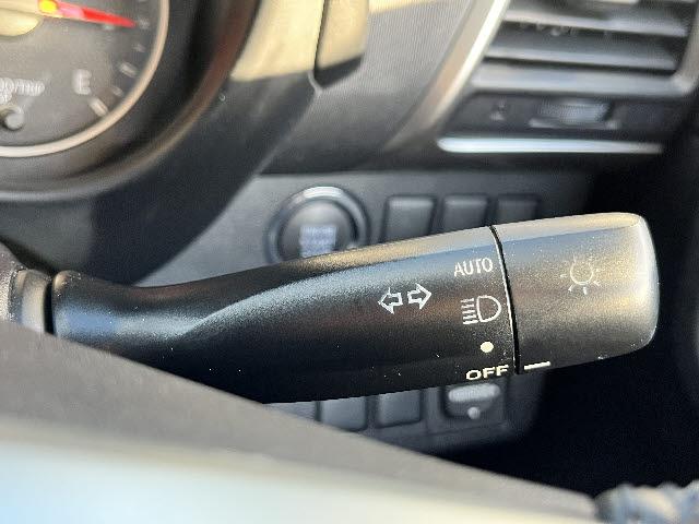 ラクティス Ｇ　純正ナビ　バックカメラ　クルーズコントロール　Ｂｌｕｅｔｏｏｔｈ音楽　ＨＩＤヘッドライト　地デジ　スペアキー有　禁煙車（12枚目）