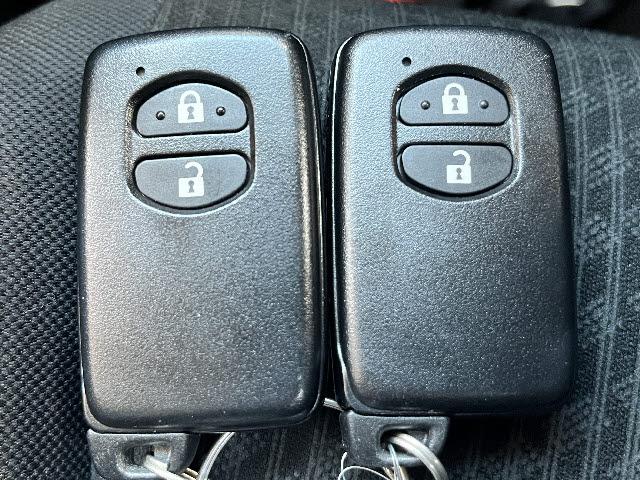 ラクティス Ｇ　純正ナビ　バックカメラ　クルーズコントロール　Ｂｌｕｅｔｏｏｔｈ音楽　ＨＩＤヘッドライト　地デジ　スペアキー有　禁煙車（26枚目）