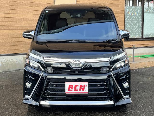 ヴォクシー ＺＳ　煌ＩＩＩ　純正９インチナビ＆１２．１インチフリップダウンモニター＿両側電動スライドドア＿クルーズコントロール＿Ｂカメラ＿フルセグＴＶ＿ＬＥＤヘッドライト＿Ｗエアコン＿プリクラッシュセーフティ＿純正アルミ＿禁煙車（22枚目）