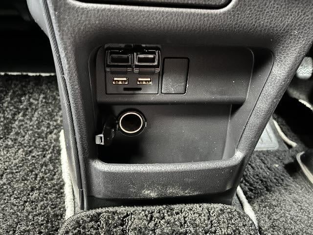 ヴォクシー ＺＳ　煌ＩＩＩ　純正９インチナビ＆１２．１インチフリップダウンモニター＿両側電動スライドドア＿クルーズコントロール＿Ｂカメラ＿フルセグＴＶ＿ＬＥＤヘッドライト＿Ｗエアコン＿プリクラッシュセーフティ＿純正アルミ＿禁煙車（23枚目）