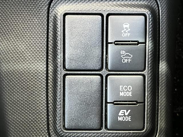 アクア Ｇブラックソフトレザーセレクション　純正フルエアロ＿中期型＿純正ナビ＿バックカメラ＿フルセグＴＶ＿トヨタセーフティセンス＿クルーズコントロール＿ＥＴＣ＿ドライブレコーダー＿ＬＥＤヘッドライト＿Ｂｌｕｅｔｏｏｔｈ音楽＿純正アルミ＿禁煙車（12枚目）