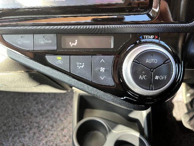 アクア Ｇブラックソフトレザーセレクション　純正フルエアロ＿中期型＿純正ナビ＿バックカメラ＿フルセグＴＶ＿トヨタセーフティセンス＿クルーズコントロール＿ＥＴＣ＿ドライブレコーダー＿ＬＥＤヘッドライト＿Ｂｌｕｅｔｏｏｔｈ音楽＿純正アルミ＿禁煙車（17枚目）