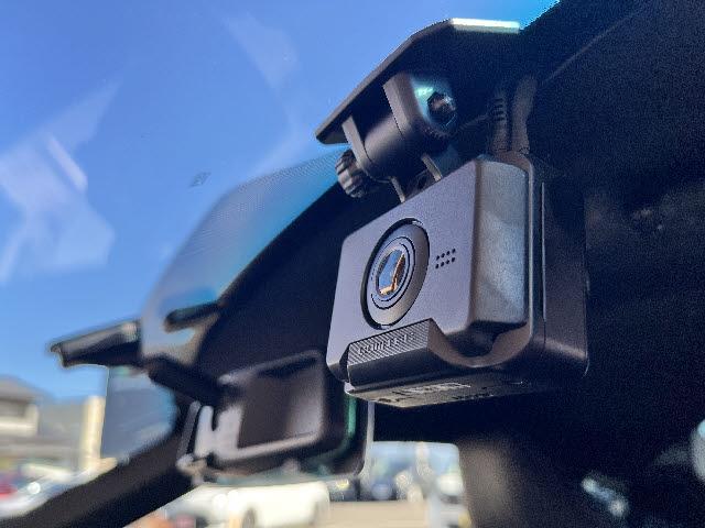 BRZ S STIフルエアロ_STIマフラー_リアウィング_pivot追加メーター_前席シートヒーター_シートカバー付_純正ナビ_Bカメラ_フルセグTV_HIDヘッドライト_社外18インチAW_パドルシフト_禁煙(23枚目)