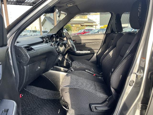 スイフト ＲＳ　純正オーディオ＿デュアルセンサーブレーキサポート＿前席シートヒーター＿Ｂｌｕｅｔｏｏｔｈ音楽＿ＬＥＤヘッドライト＿クルーズコントロール＿パドルシフト＿フォグライト＿ステアリングリモコン＿禁煙車（14枚目）