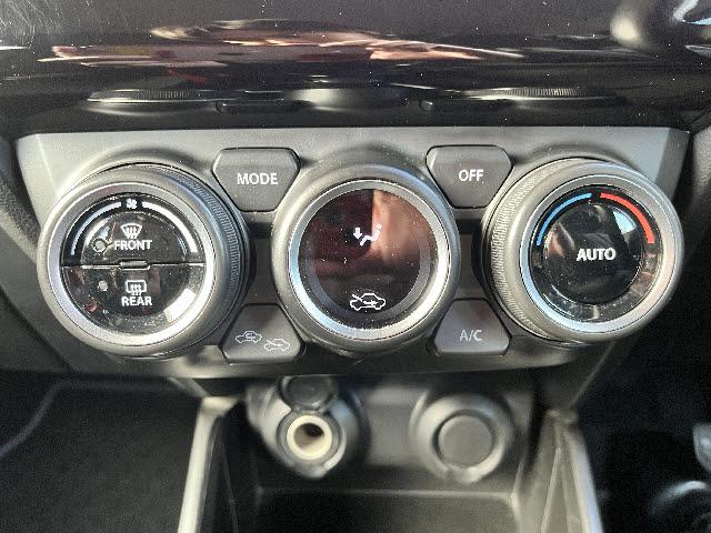 スイフト ＲＳ　純正オーディオ＿デュアルセンサーブレーキサポート＿前席シートヒーター＿Ｂｌｕｅｔｏｏｔｈ音楽＿ＬＥＤヘッドライト＿クルーズコントロール＿パドルシフト＿フォグライト＿ステアリングリモコン＿禁煙車（17枚目）