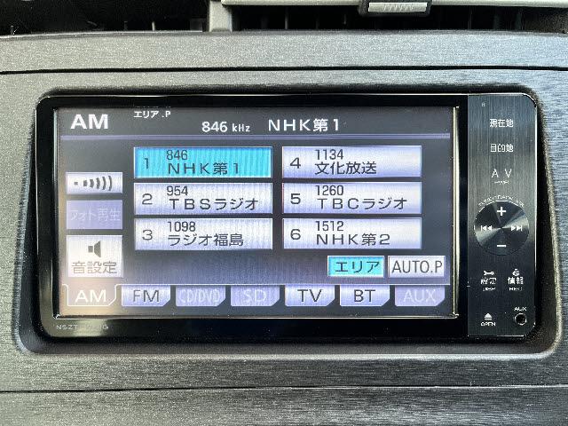 プリウス Ｓ　ＬＥＤエディション　純正ナビ＿バックカメラ＿フルセグＴＶ＿ビルトインＥＴＣ＿ＬＥＤヘッドライト＿フォグライト＿社外１７インチアルミ＿Ｂｌｕｅｔｏｏｔｈ音楽＿禁煙車（11枚目）