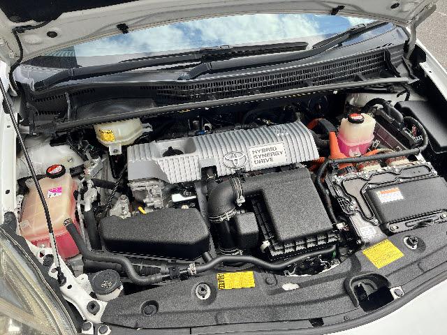 プリウス Ｓツーリングセレクション・マイコーデ　後期型＿レザーシート＿ＬＥＤヘッドライト＿フォグライト＿純正１７インチアルミ＿ビルトインＥＴＣ＿禁煙車（28枚目）