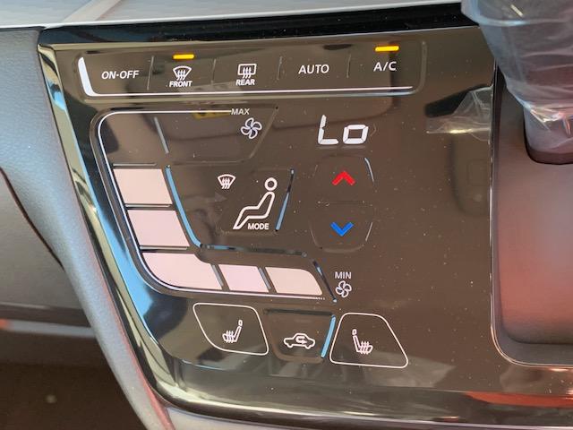 Ｔ　ＬＥＤヘッドライト　クルーズコントロール　パワスライドドア　ヒルディーセントコントロール横滑り防止機能　アイドリングストップ　パドルシフト　ターボ　オートハイビーム　前席シートヒーター　車線逸脱警報(23枚目)