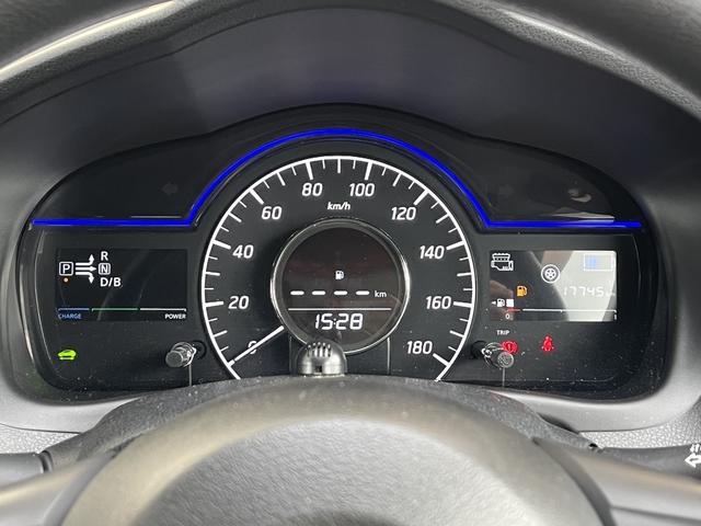 ノート e-パワー X エマージェンシーブレーキ アラウンドビューモニター 純正メモリーナビ フルセグTV ETC キーフリー(14枚目)