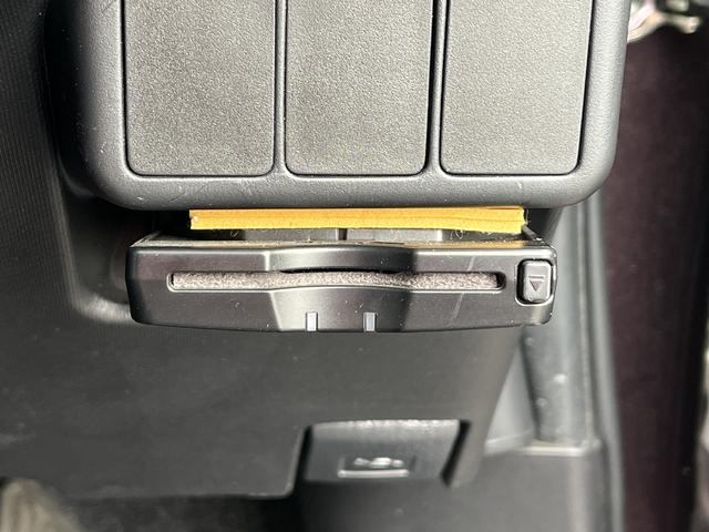 アクア Ｓ　純正ＣＤデッキ　キーレス　前後ドライブレコーダー　横滑り防止　純正フロアマット（20枚目）