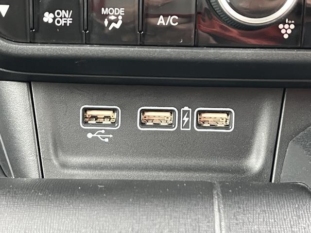 N-WGNカスタム Lホンダセンシング ホンダセンシング 純正SDナビ フルセグTV バックカメラ Bluetooth 純正アルミホイール シートヒーター クルーズコントロール オートライト シートヒーター ドライブレコーダー(22枚目)