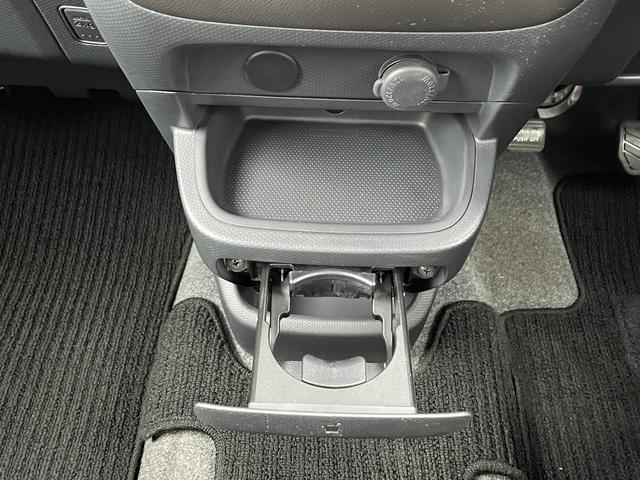 デリカＤ：２ Ｓ　両側パワースライドドア　社外メモリーナビ　Ｂｌｕｅｔｏｏｔｈ　純正アルミホイール　ＨＩＤヘッドライト　シートヒーター　バックカメラ　純正エアロ（26枚目）