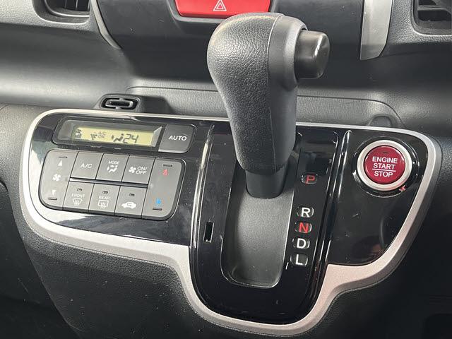 N-BOX G SSパッケージ あんしんパッケージ 両側パワースライドドア 純正メモリーナビ ワンセグTV Bluetooth 純正アルミホイール 横滑り防止(16枚目)