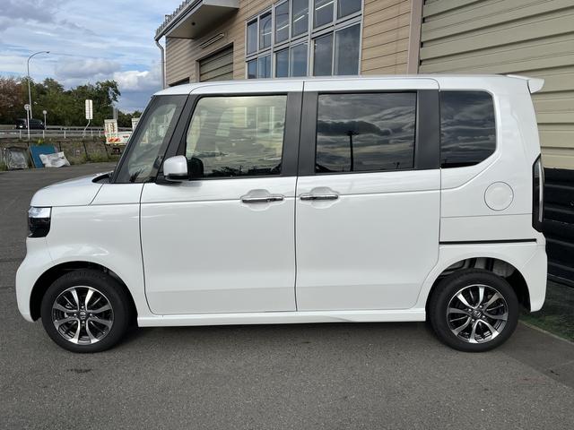 N-BOXカスタム ベースグレード ホンダセンシング 純正ディスプレイオーディオ Bluetooth 両側パワースライドドア 純正アルミホイール LEDヘッドライト シートヒーター クルーズコントロール ステアリングスイッチ(5枚目)