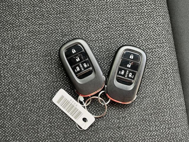 N-BOXカスタム ベースグレード ホンダセンシング 純正ディスプレイオーディオ Bluetooth 両側パワースライドドア 純正アルミホイール LEDヘッドライト シートヒーター クルーズコントロール ステアリングスイッチ(31枚目)