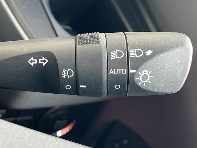 タント Ｘ　スマートアシストＩＩＩ　パワースライドドア　純正メモリーナビ　フルセグＴＶ　バックカメラ　アイドリングストップ　シートヒーター　ステアリングスイッチ　オートライト　横滑り防止（29枚目）