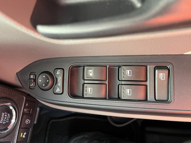 タント Ｘ　スマートアシストＩＩＩ　パワースライドドア　純正メモリーナビ　フルセグＴＶ　バックカメラ　アイドリングストップ　シートヒーター　ステアリングスイッチ　オートライト　横滑り防止（35枚目）