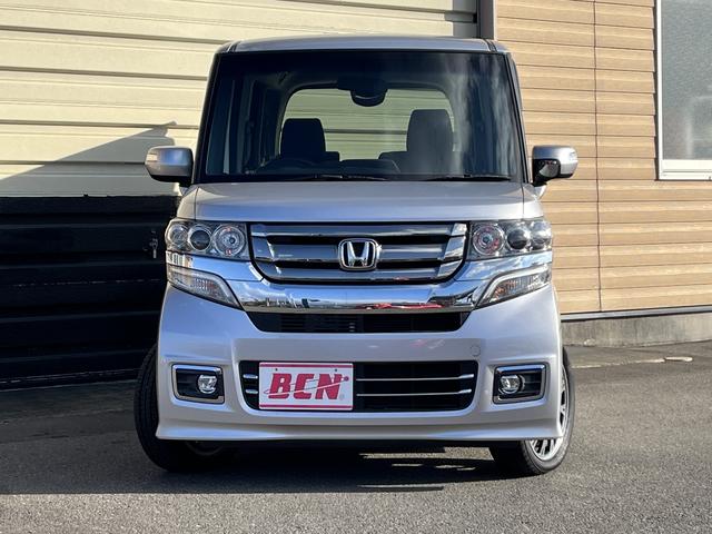 Ｎ－ＢＯＸカスタム Ｇ　ターボＳＳパッケージ　両側パワースライドドア　純正メモリーナビ　ワンセグＴＶ　バックカメラ　Ｂｌｕｅｔｏｏｔｈ　シートヒーター　純正アルミホイール　アイドリングストップ　ＨＩＤヘッドライト　クルーズコントロール（3枚目）