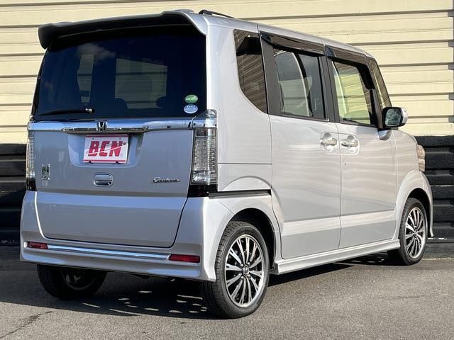 Ｎ－ＢＯＸカスタム Ｇ　ターボＳＳパッケージ　両側パワースライドドア　純正メモリーナビ　ワンセグＴＶ　バックカメラ　Ｂｌｕｅｔｏｏｔｈ　シートヒーター　純正アルミホイール　アイドリングストップ　ＨＩＤヘッドライト　クルーズコントロール（4枚目）