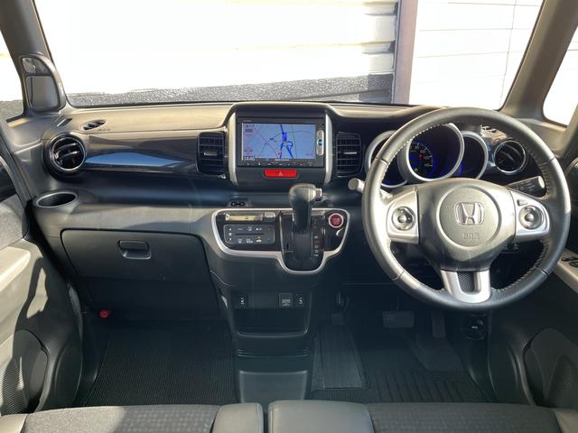 Ｎ－ＢＯＸカスタム Ｇ　ターボＳＳパッケージ　両側パワースライドドア　純正メモリーナビ　ワンセグＴＶ　バックカメラ　Ｂｌｕｅｔｏｏｔｈ　シートヒーター　純正アルミホイール　アイドリングストップ　ＨＩＤヘッドライト　クルーズコントロール（13枚目）