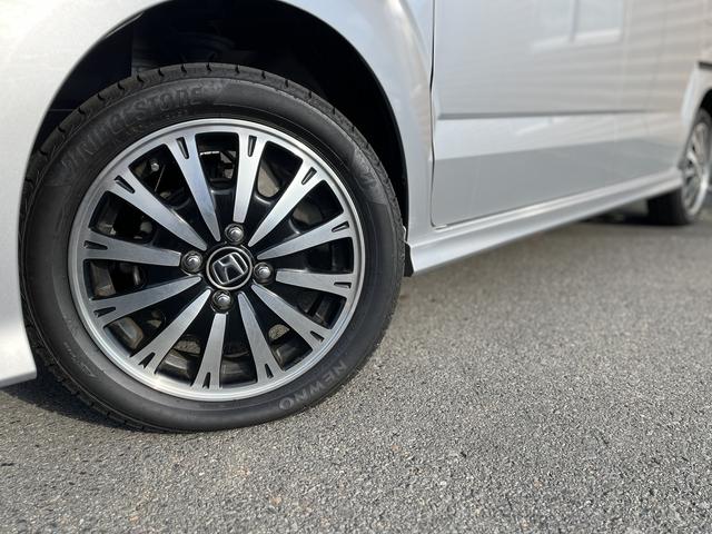 Ｎ－ＢＯＸカスタム Ｇ　ターボＳＳパッケージ　両側パワースライドドア　純正メモリーナビ　ワンセグＴＶ　バックカメラ　Ｂｌｕｅｔｏｏｔｈ　シートヒーター　純正アルミホイール　アイドリングストップ　ＨＩＤヘッドライト　クルーズコントロール（33枚目）